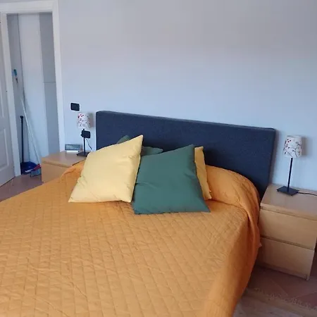 Uno Sguardo Sui Tetti Apartman Nápoly