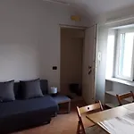 Uno Sguardo Sui Tetti